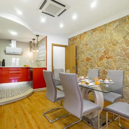 Alfama Deluxe Διαμέρισμα *